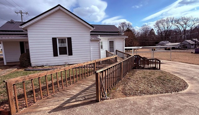 Downtown Convenience near Lake Norman