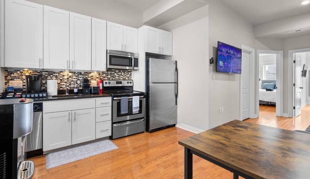 Downtown DC Condo 2BD+1Bath+Free Parking