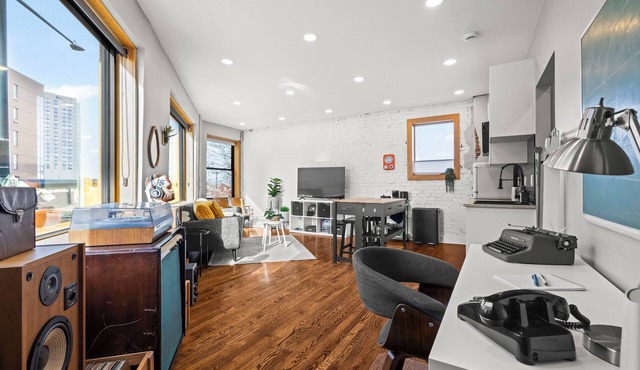 Downtown Denver Suite - Skyline Views