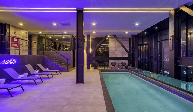 Downtown Designer Apartments by ULIV