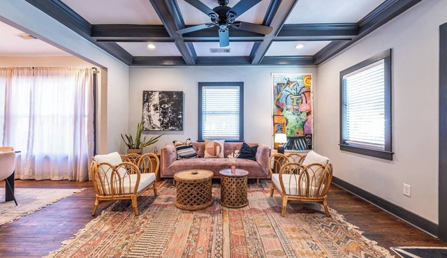 Downtown Escape | 2 Miles to World Cup Stadium