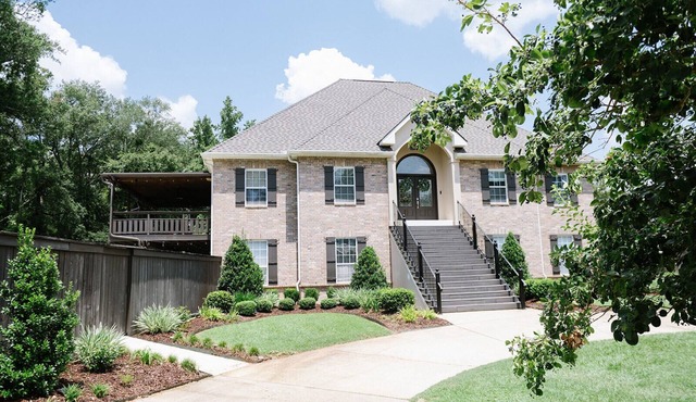 Downtown Estate Property close to Southeastern