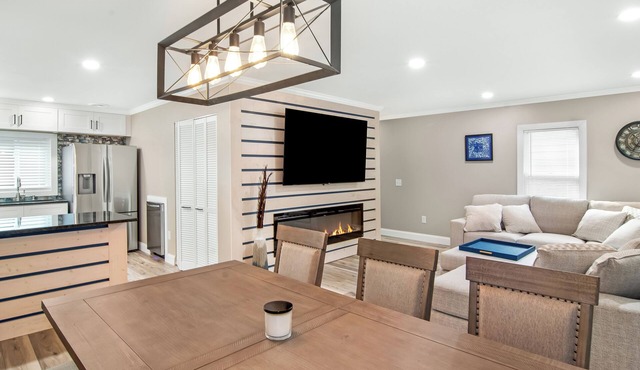 Downtown Geneva Coach House