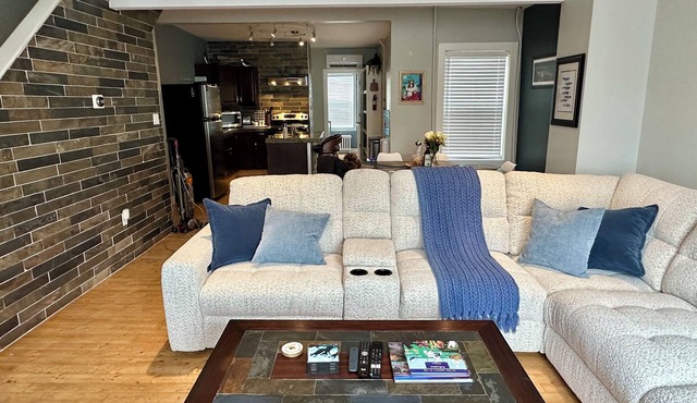 Downtown Getaway - 3 Bedrooms, 2.5 Baths