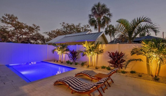 Downtown-Gulfport/Cooled Pool