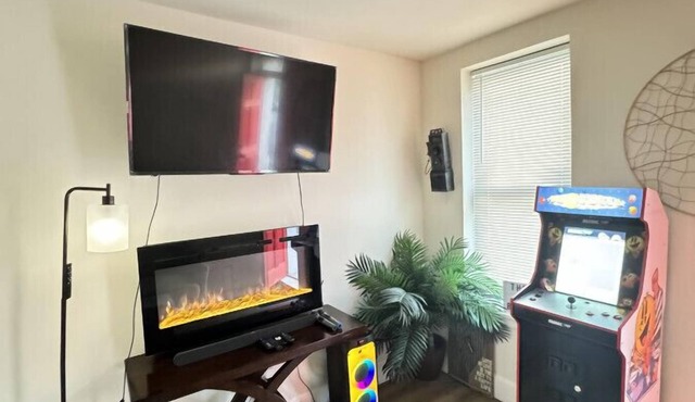 Downtown Home - Close to Topgolf, Ravens Stadium, Orioles Park, UM Baltimore