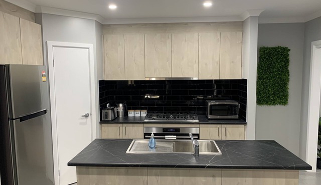 Downtown House in the heart of Shepparton