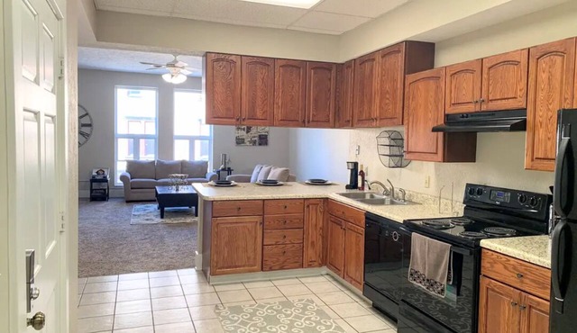 Downtown Hub Spot apartment!