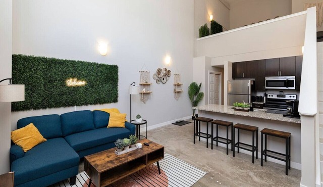 Downtown Loft Livin` | 2BD/2BR - Downtown DSM