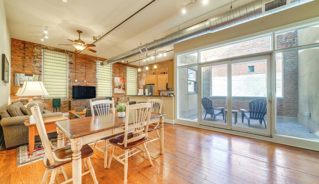 Downtown Louisville Escape: Perfect for Events!