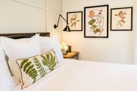 Downtown Luxury Farmhouse Apartment #2