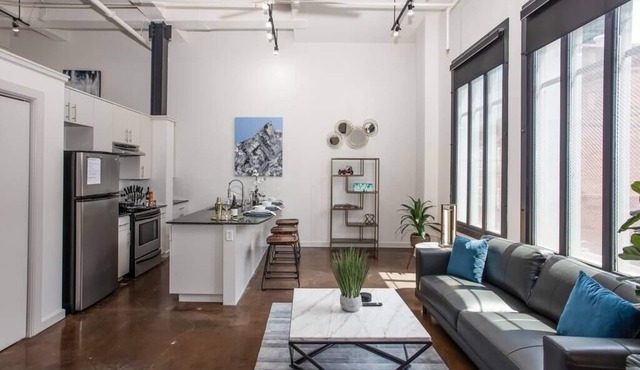 Downtown Luxury Loft | Sundance Square | WC DFW
