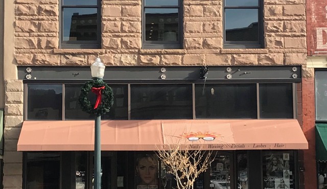 Downtown MainStreet Penthouse 1BR five star Rental with parking overlooking main