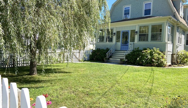 Downtown Mystic Home Just Steps from Downtown, Restaurants and More!