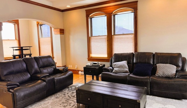 Downtown Northport walking to everything including beach! Handicap accessible