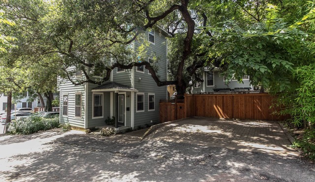 Downtown oasis, walking distance to Capitol, UT, Zilker Park, music venues