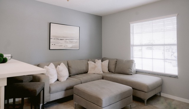 Downtown Orlando’s Hidden Gem -2 bedroom with FREE parking