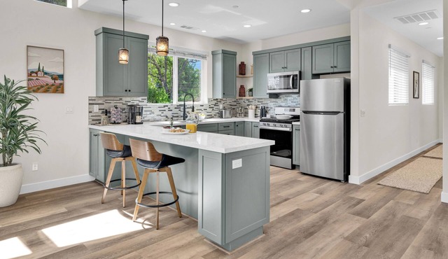 Downtown Paso: The Treetop Getaway