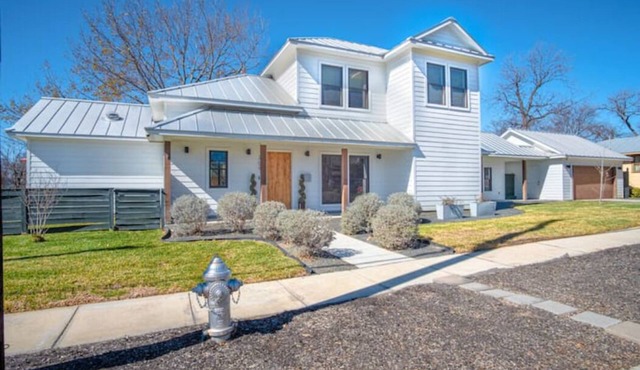 Downtown/Pearl/Southtown- W/Pool