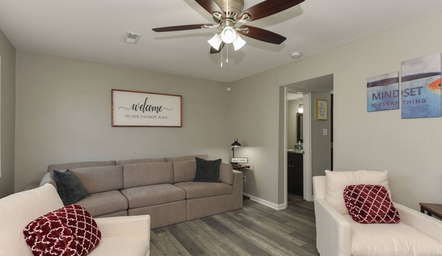Downtown Phoebus Stay - Gateway to Hampton Roads