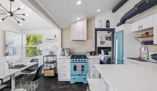 Downtown Phoenix Modern Retreat B | Walkable
