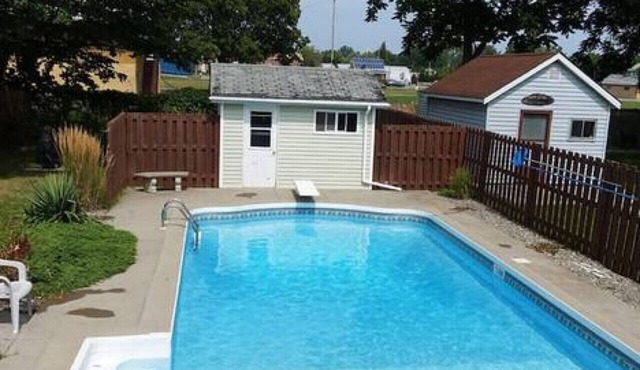 Downtown Picton, salt water pool