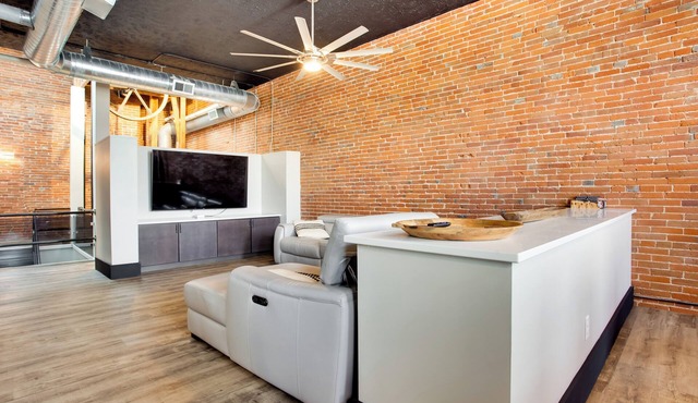 Downtown Quincy Condo w/Washington Park Views!