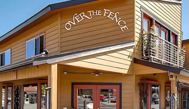 Downtown Retreat Penthouse in Sequim, Mtn Views