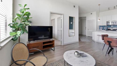 Downtown San Antonio Apartments by Landing