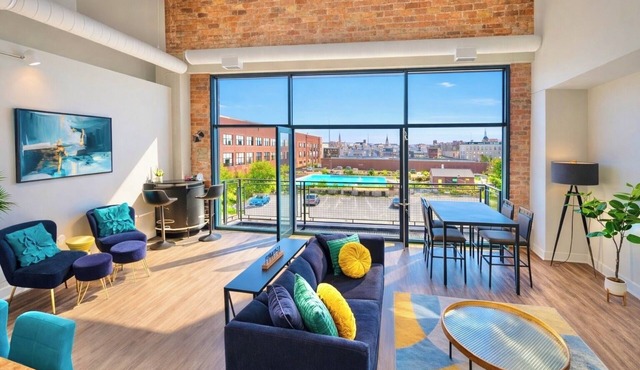 Downtown Sleeps 8 By Cedar Point Sports Force Kalahari!