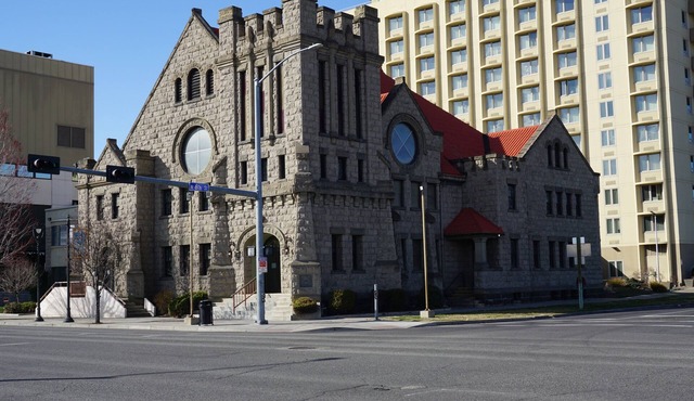 Downtown Studio Apt in Historic 1908 Church - 202