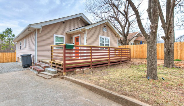 Downtown Sunny Craftsman