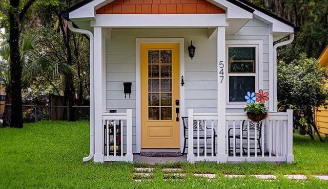 Downtown Tiny Life - Experience Tiny Living!