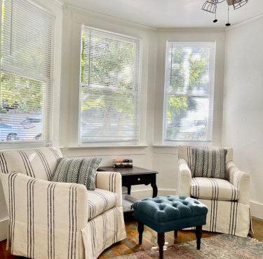 Downtown Updated Craftsman, Pet Friendly