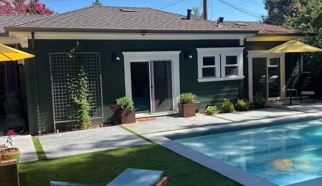 Downtown Vacaville 1 bedroom 1 bath Guest House