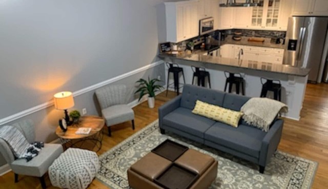 Downtown West View, Luxury Condo w/rooftop patio!