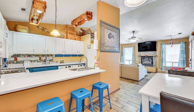 Downtown Williams Home: Walk to Shops & Dining!