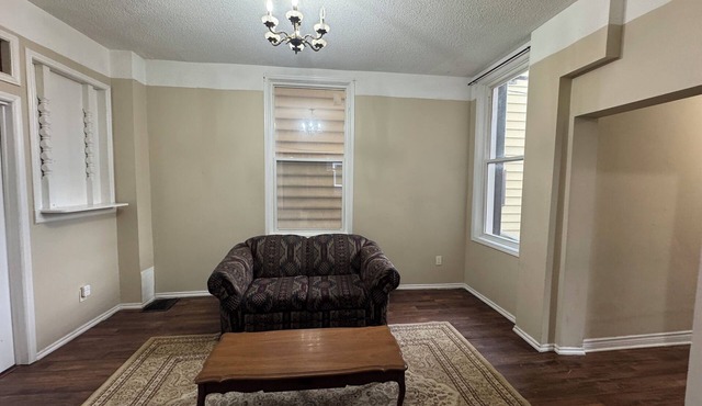 Downtown Windsor 3BR Retreat – Walk to Riverfront & Attractions