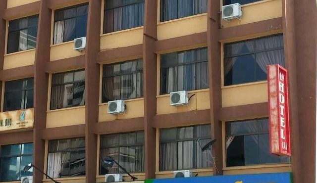 Dragon & Phoenix Hotel