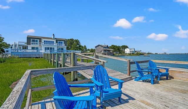 Dragonfly Point | Luxury Oyster Bay Waterfront w/120' Pier, Screened Porch & Panoramic Views