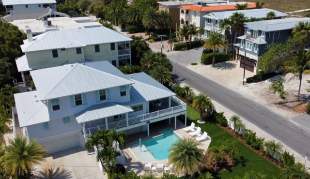 Dragonfly - Southern charm on the North end of Anna Maria Island