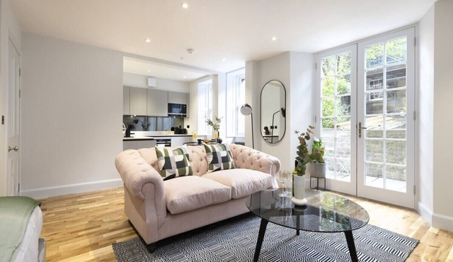 Drakon Suite - City Centre 1 Bed Studio Apartment