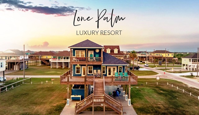 Dramatic Ocean Views*Seconds to Beach*3 bdrm House*Sleeps 12