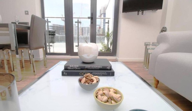 Dray Court - Luxury 2 Bedroom Apartment