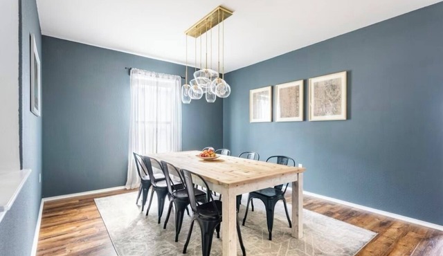 Dream 4-Bedroom Oasis in Vibrant South Austin – Space, Style & Location!