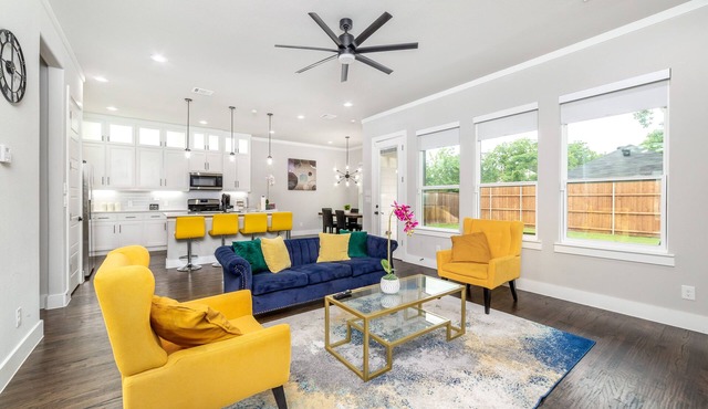 DREAM 4 BR Big Home in DOWNTOWN DALLAS