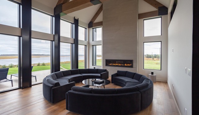 Dream 5 Bedroom Beachfront Vacation Home With Amazing Sunrise Views