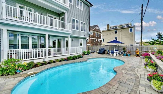 Dream Beach House packed with Style, Comfort, and Convenience