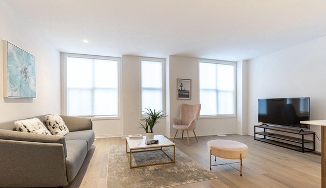Dream Brand-new 3BR House with 2 Free Parking