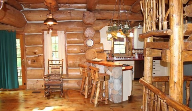 Dream Catcher Log Cabin: Your All-Season Log Cabin Retreat Awaits In The Heart of the Huron